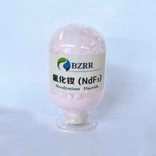 フッ化ネオジム(NdF 3)